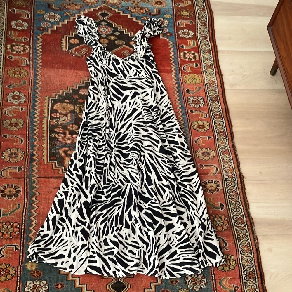 H&M animal print maxi dress xs